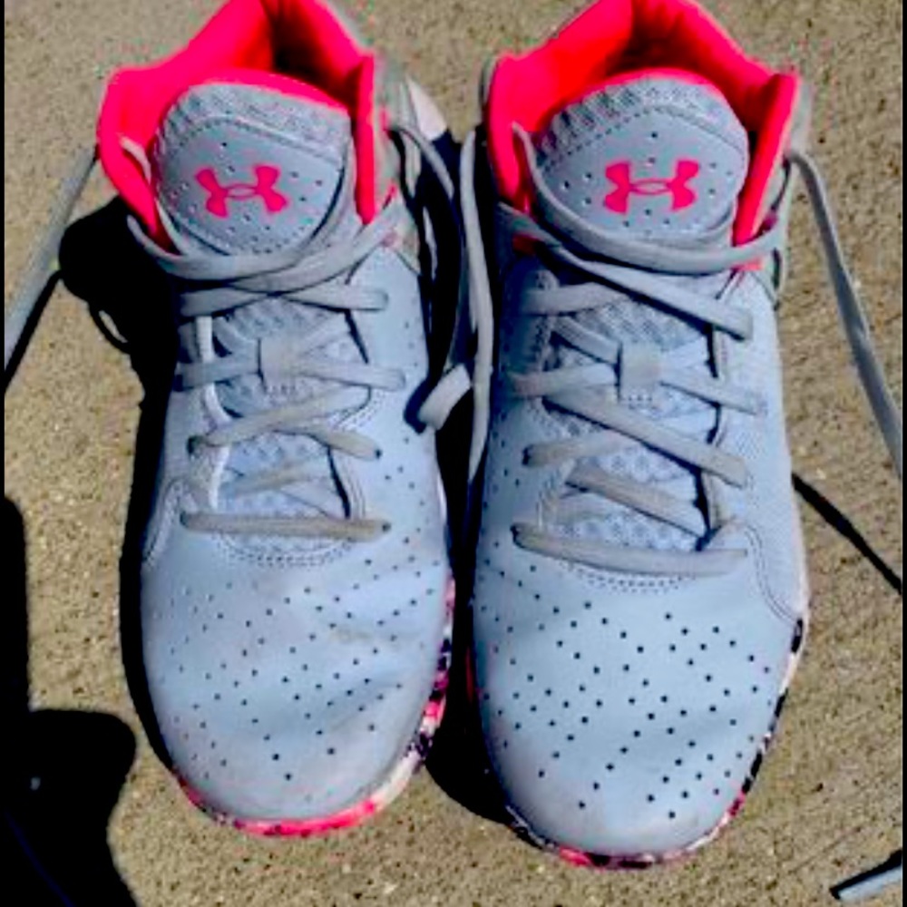 Girls Basketball shoes